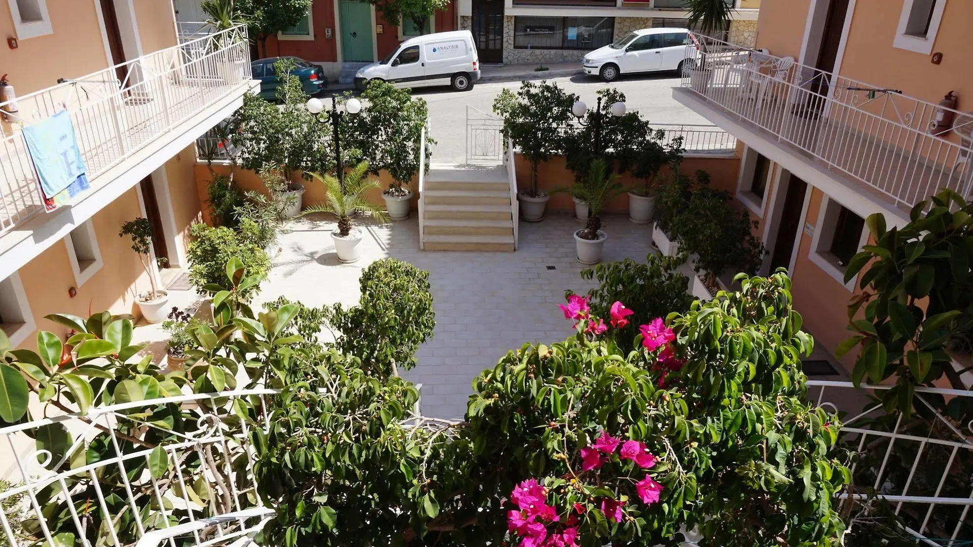 Ξενοδοχείο με διαμερίσματα Byron Hotel Αργοστόλι